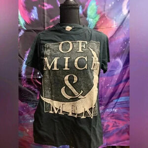 🤑 5 for $25 
🖤Of mice and men T-shirt
